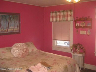 82 Lee Park Ave, Hanover Township, PA 18706 - photo 7