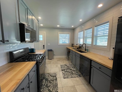 590 W 2nd St, Winnemucca, NV 89445 - photo 6