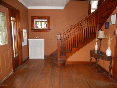 1115 Bryn Mawr St, Scranton, PA 18504 - photo 4