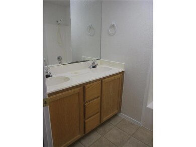 806 Shady Grove Dr, Granbury, TX 76049 - photo 7