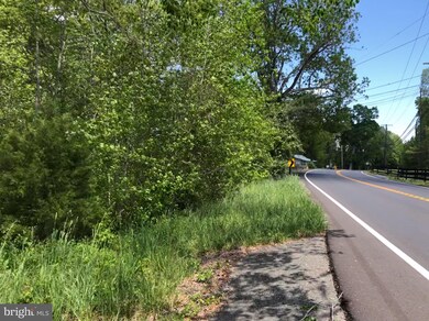 882 Mount Zion Marlboro Rd, Lothian, MD 20711 - photo 2