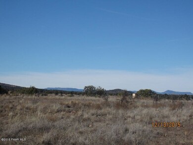 21200 N Ridgeview Rd, Paulden, AZ 86334 - photo 3