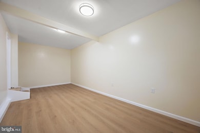 738 W Birchtree Ln, Claymont, DE 19703 - photo 7