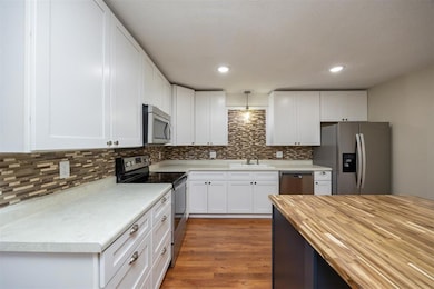 4906 W Park Dr unit J2, West Des Moines, IA 50266 - photo 6