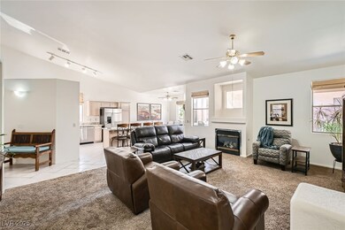 7515 Splashing Rock Dr, Las Vegas, NV 89131 - photo 5