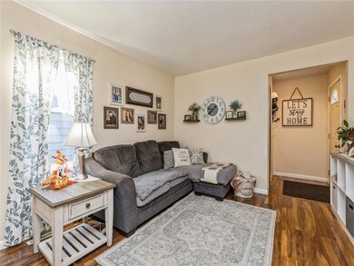 711 W Pleasant St, Colfax, IA 50054 - photo 3