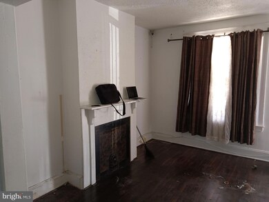 22 N Lindenwood St, Philadelphia, PA 19139 - photo 2