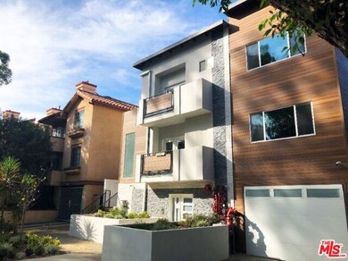 22425 Del Valle St, Woodland Hills, CA 91364 - photo 2