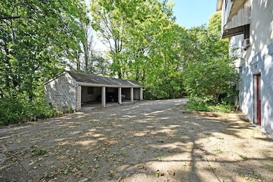 2367 Fairview Ave, Cincinnati, OH 45219 - photo 4