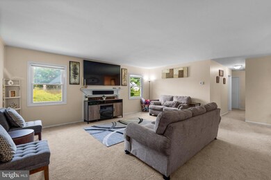 13204 Idlewild Dr, Bowie, MD 20715 - photo 7