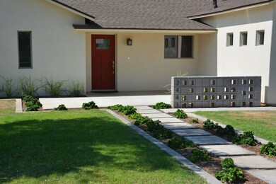 Entry Courtyard