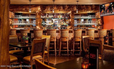 Bar and Lounge