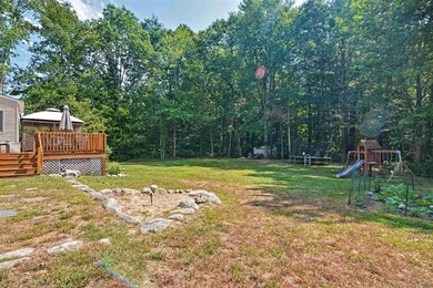 215 Rattlesnake Hill Rd, Auburn, NH 03032 - photo 3