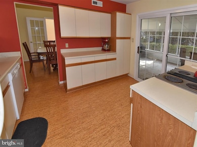 1453 Jordan Ave, Crofton, MD 21114 - photo 5