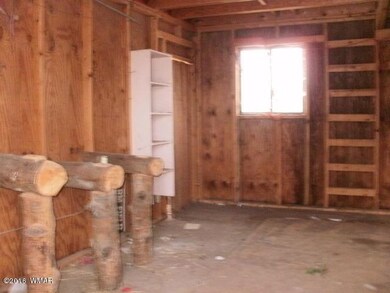 023-494029 inside barn