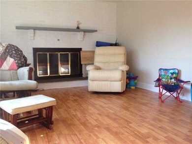 39 Massachusetts St, Cranston, RI 02920 - photo 4