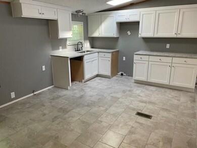 1233 Stokenbury Rd, Elkins, AR 72727 - photo 7