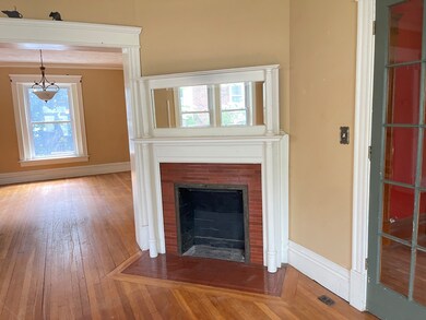 513 Julian St, Waukegan, IL 60085 - photo 5