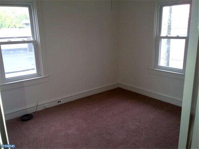 835 W 3rd St, Lansdale, PA 19446 - photo 6