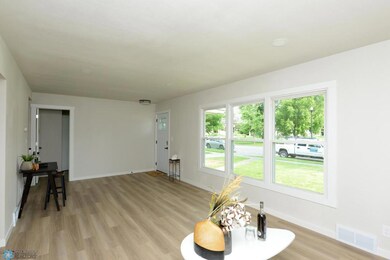 1625 5th St S, Fargo, ND 58103 - photo 3