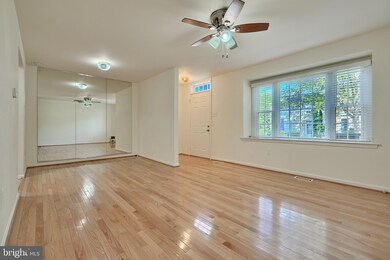 9827 Whiskey Run, Laurel, MD 20723 - photo 5