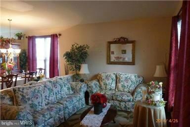 21727 Ladbroke Grove Ct, Sterling, VA 20166 - photo 6