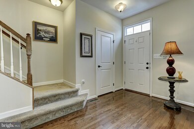 5338 Wyndholme Cir unit 3, Baltimore, MD 21229 - photo 2