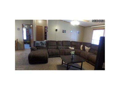 Spacious living room