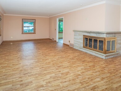 3021 Winchell Ave-105
