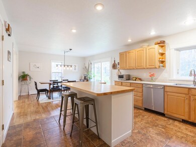 oceanview_17bensonrdbiddeford_rs_mls-15