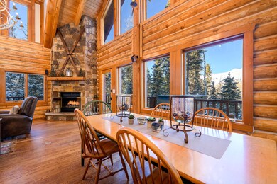 687 Fox Farm Small-3