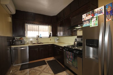 50-23 64th St, Flushing, NY 11377 - photo 5