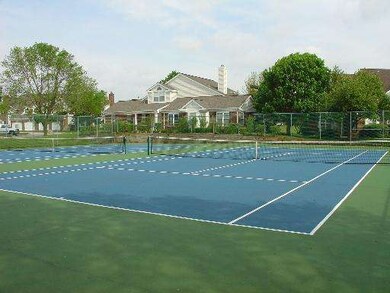 1005 Interloch Ct unit 53, Algonquin, IL 60102 - photo 5