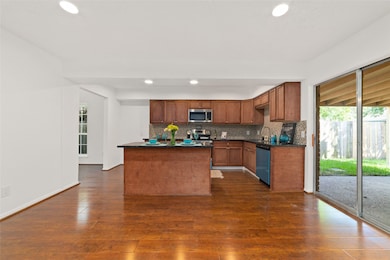 6707 Cloud Swept Ln, Houston, TX 77086 - photo 7