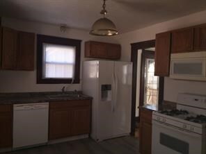 15 Edgewood Ave, Cranston, RI 02905 - photo 6