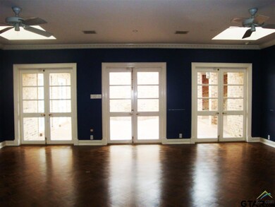 605 605 Rosemont Place One, Tyler, TX 75701 - photo 4