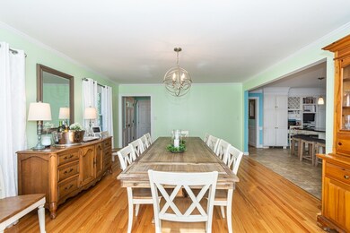 29 & 29R Surrey Ln, Lowell, MA 01852 - photo 5