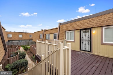 3881 Havenwood Place unit E, Alexandria, VA 22309 - photo 3