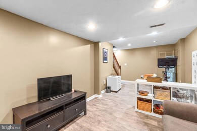 908 Black Spruce Ln, Sykesville, MD 21784 - photo 6