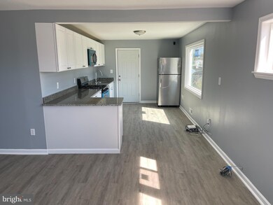 5625 Mcclean Blvd, Baltimore, MD 21214 - photo 4