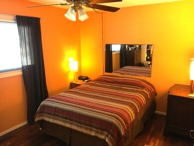 3309 Bristol Rd, Waukegan, IL 60087 - photo 4