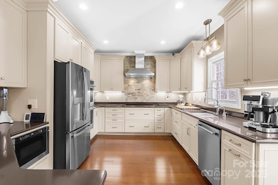 10915 Tara Oaks Dr, Charlotte, NC 28227 - photo 5