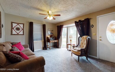 8203-Biscane-Dr-20210715-006