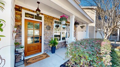 10-Royal-Holly-Court-03122025_220153