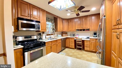 13904 Blenheim Rd N, Phoenix, MD 21131 - photo 5