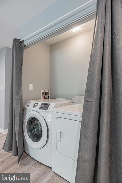 9221 Lorton Valley Rd, Lorton, VA 22079 - photo 6