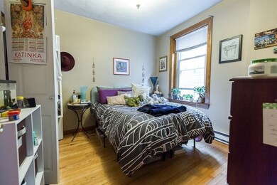 11 Foster St unit 4, Boston, MA 02109 - photo 6