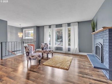 218 NW Ash St, McMinnville, OR 97128 - photo 4