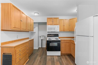 1114 8th St, Wenatchee, WA 98801 - photo 7