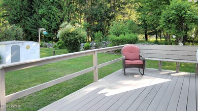 220 Cromwell St, Hawley, PA 18428 - photo 7